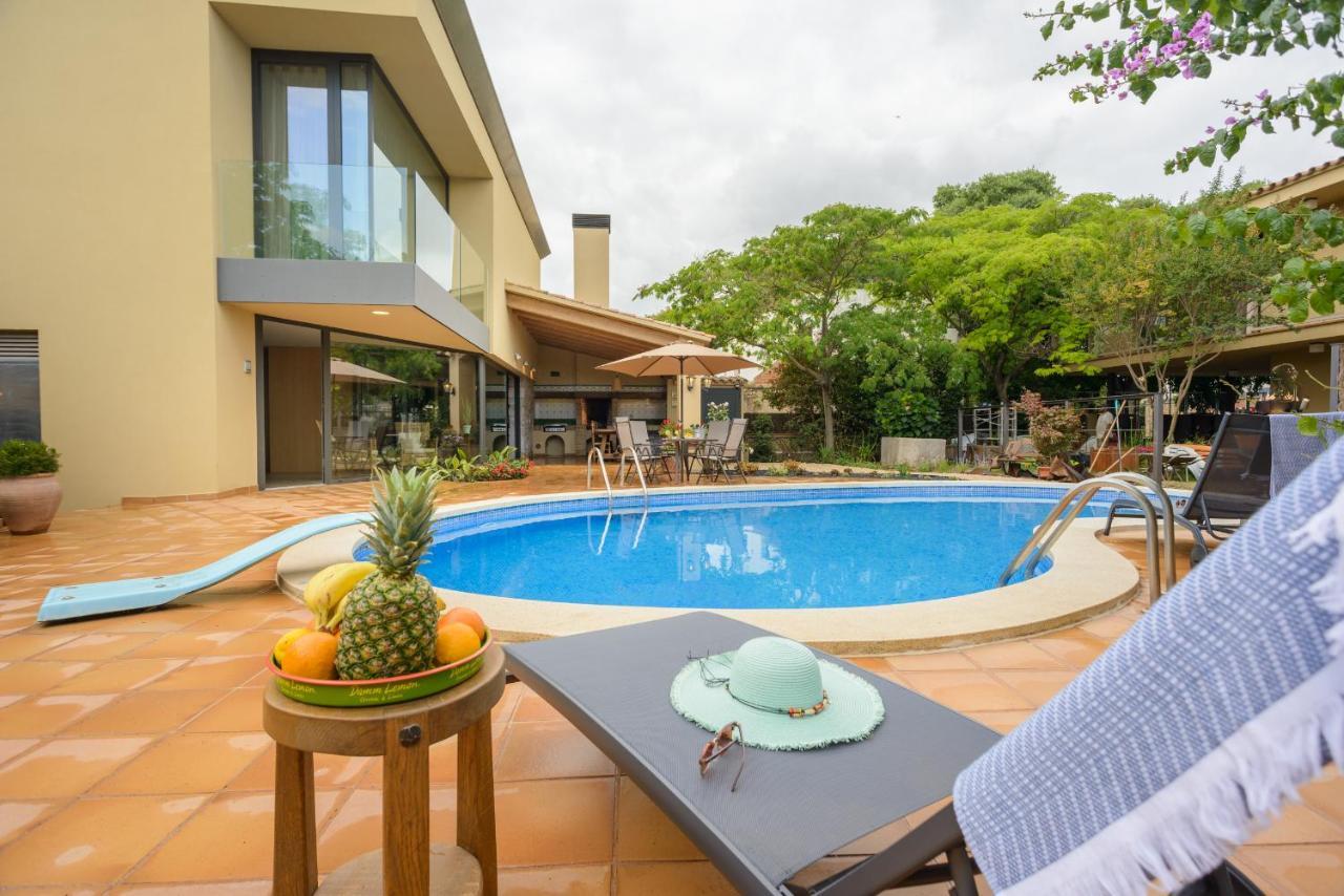 Вілла Casa Deluxe Alt Emporda Costa Brava - Private Swimming Pool Vilabertran Екстер'єр фото